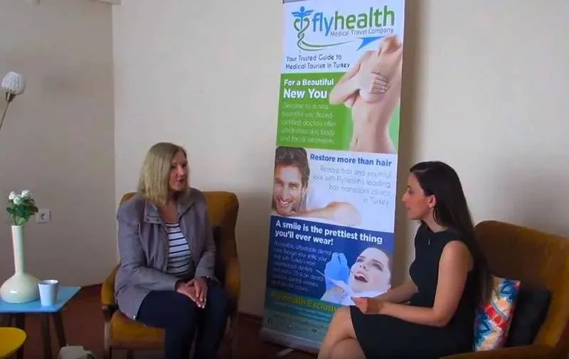 Özge Kaymak interviewt een FlyHealth-patiënt
